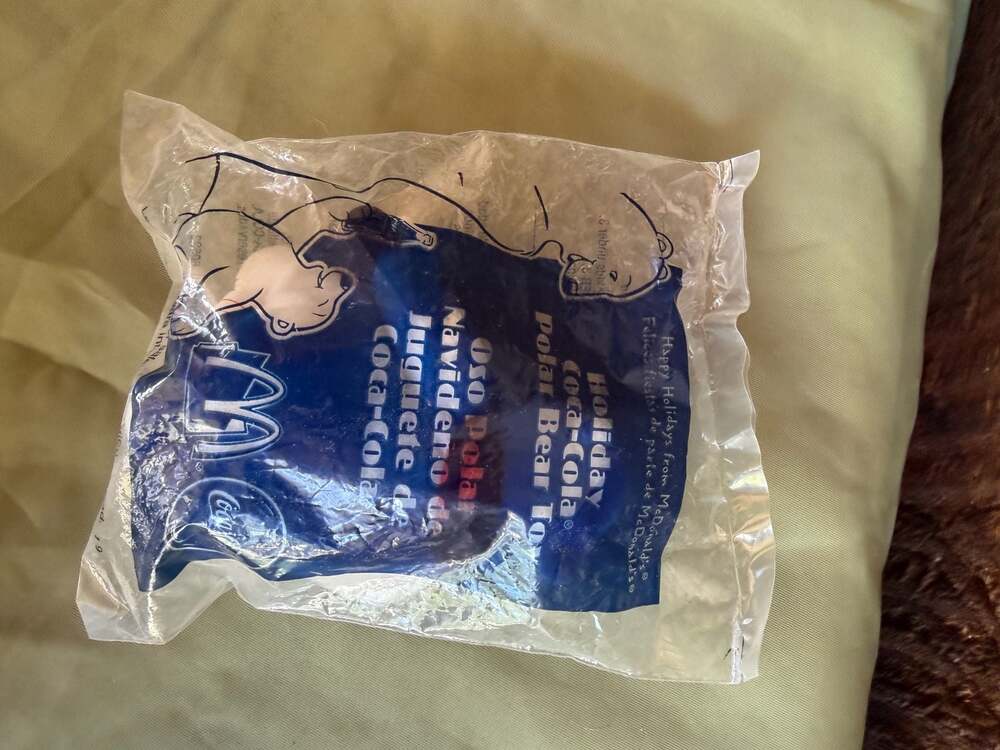 2002 McDonald's Coca-Cola Holiday Polar Bear Plush Toy Sealed